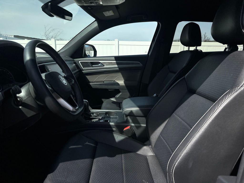 used 2021 Volkswagen Atlas Cross Sport car, priced at $18,555