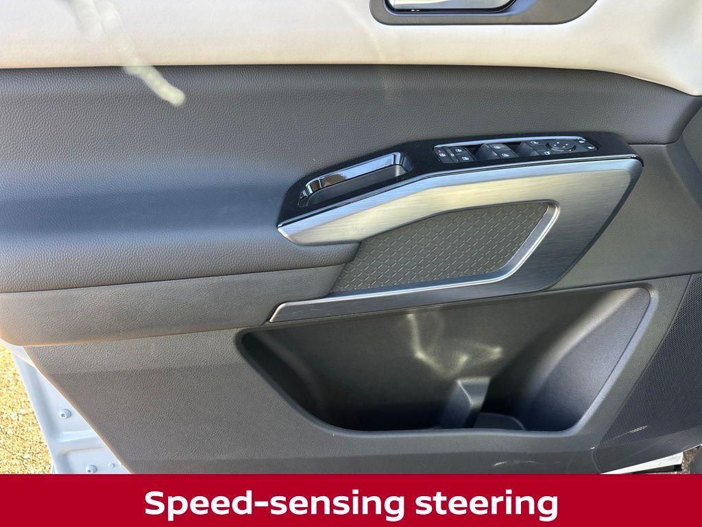 new 2025 Nissan Pathfinder car, priced at $38,907