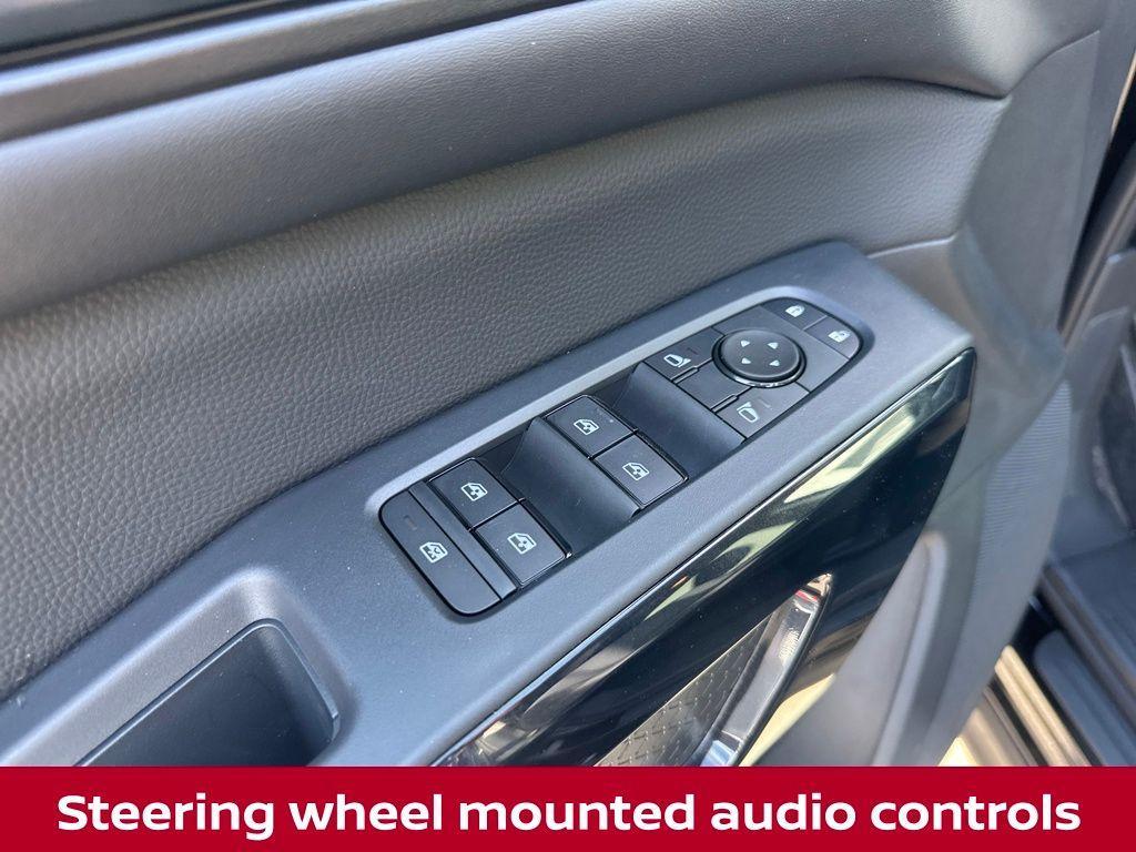 new 2025 Nissan Pathfinder car, priced at $34,651