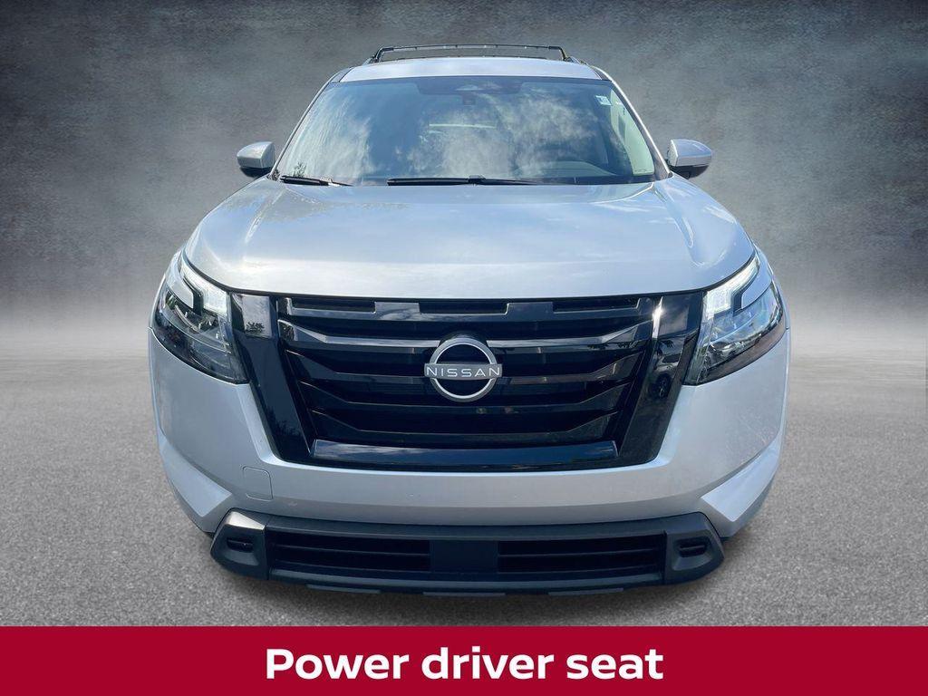 new 2025 Nissan Pathfinder car, priced at $34,996
