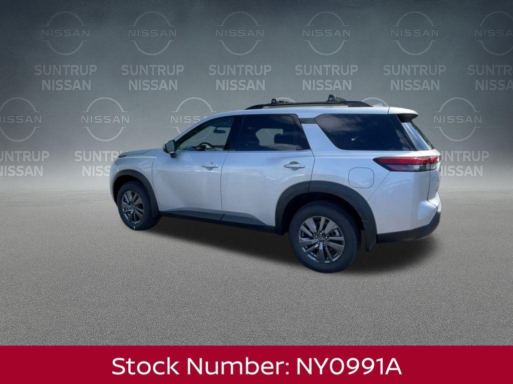 new 2025 Nissan Pathfinder car, priced at $36,796