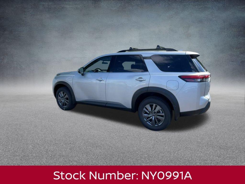 new 2025 Nissan Pathfinder car, priced at $34,996