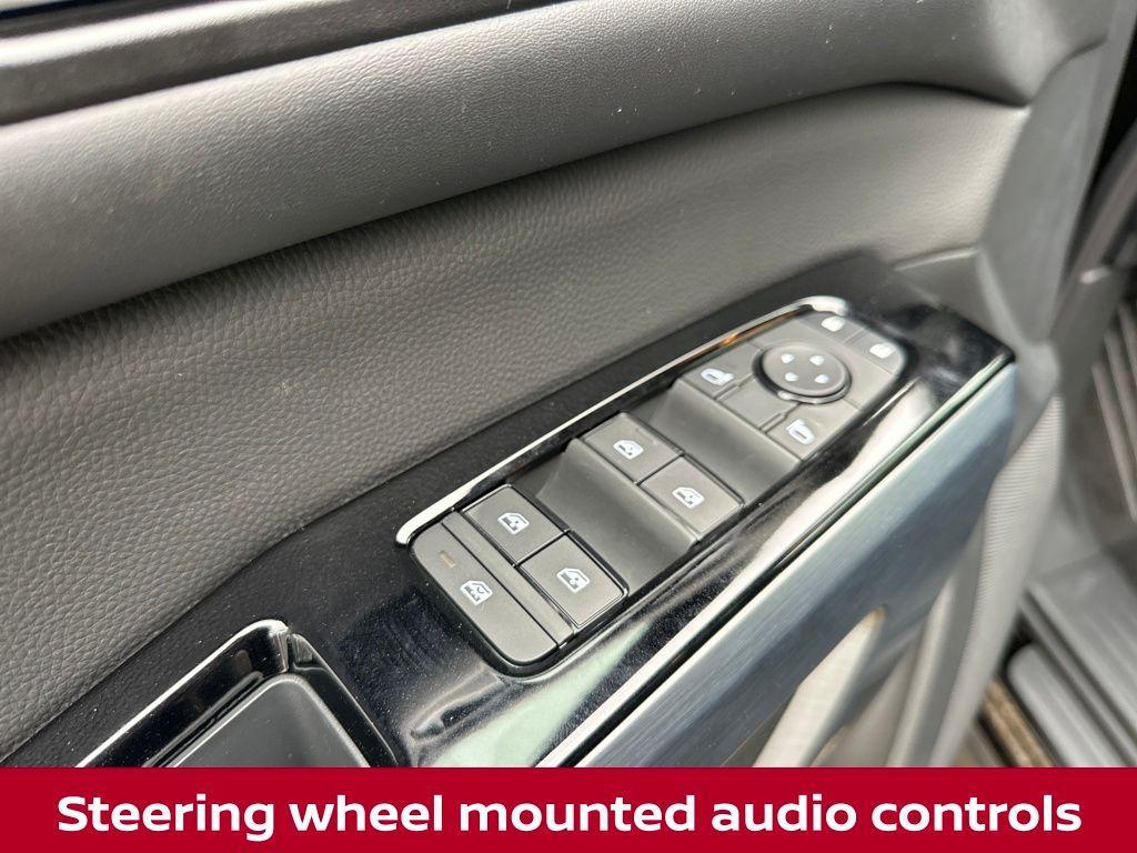 new 2025 Nissan Pathfinder car, priced at $36,840