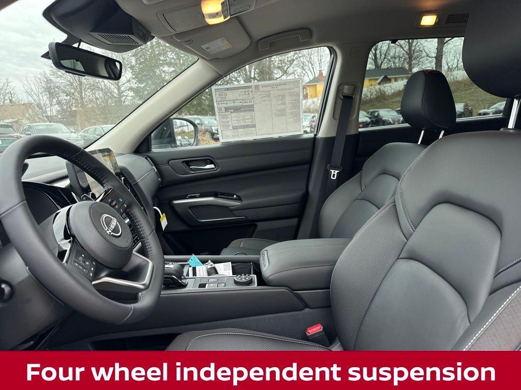 new 2025 Nissan Pathfinder car, priced at $36,840