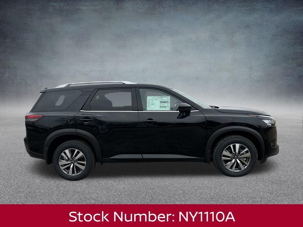 new 2025 Nissan Pathfinder car, priced at $36,840
