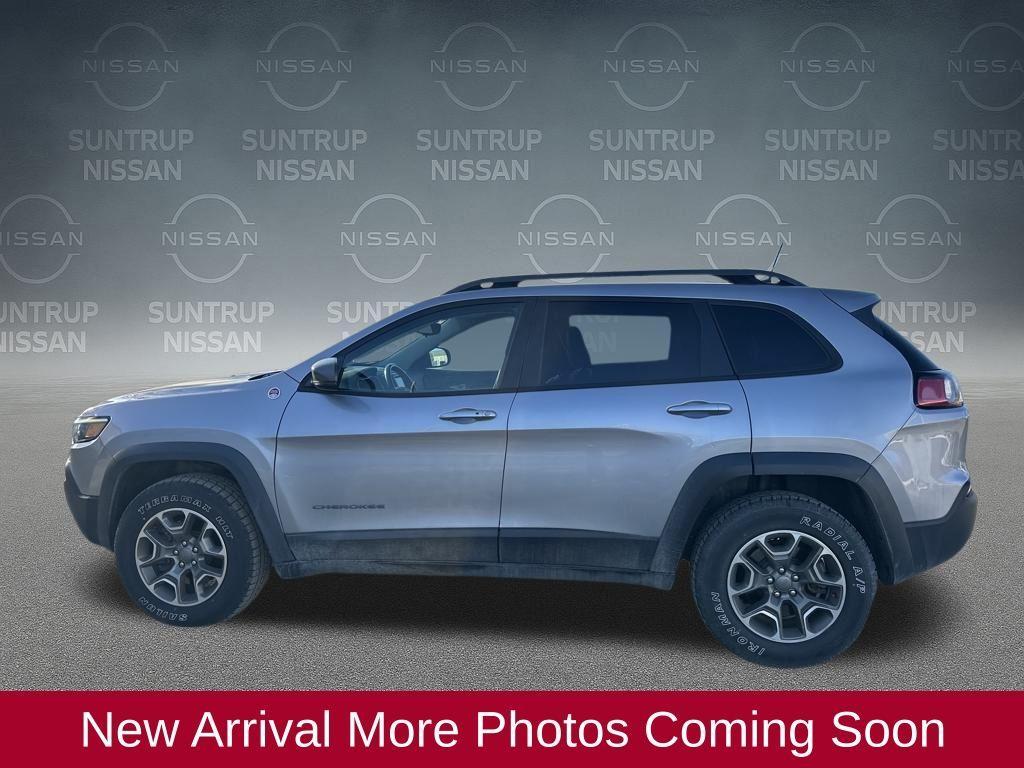 used 2020 Jeep Cherokee car, priced at $20,225