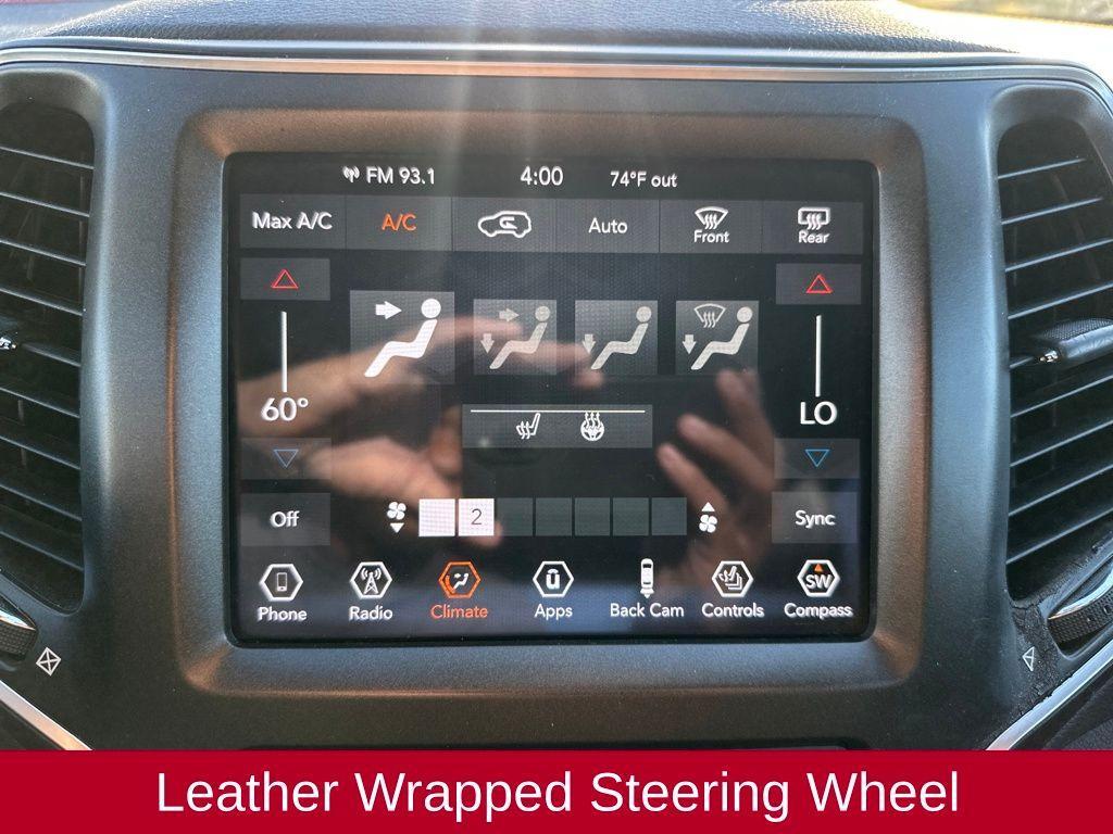 used 2020 Jeep Cherokee car, priced at $20,225