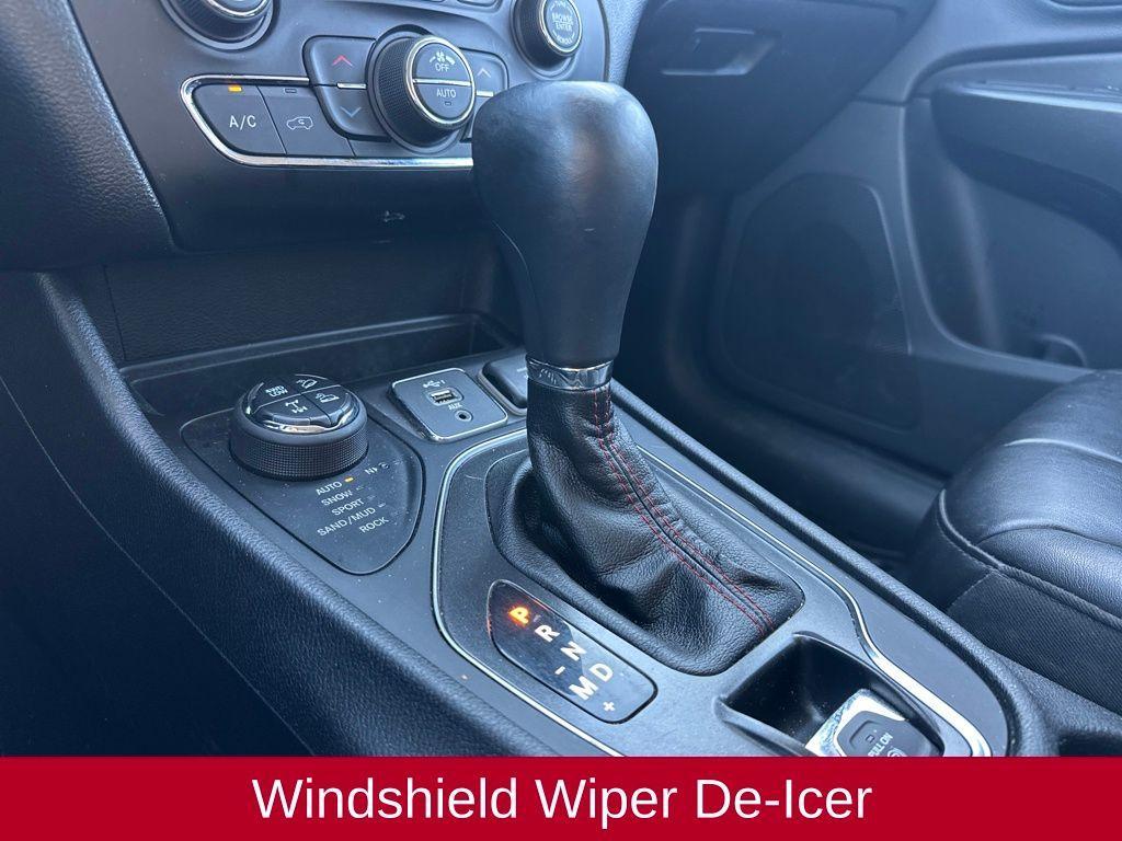 used 2020 Jeep Cherokee car, priced at $20,225