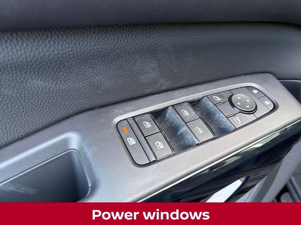 new 2025 Nissan Pathfinder car, priced at $35,505