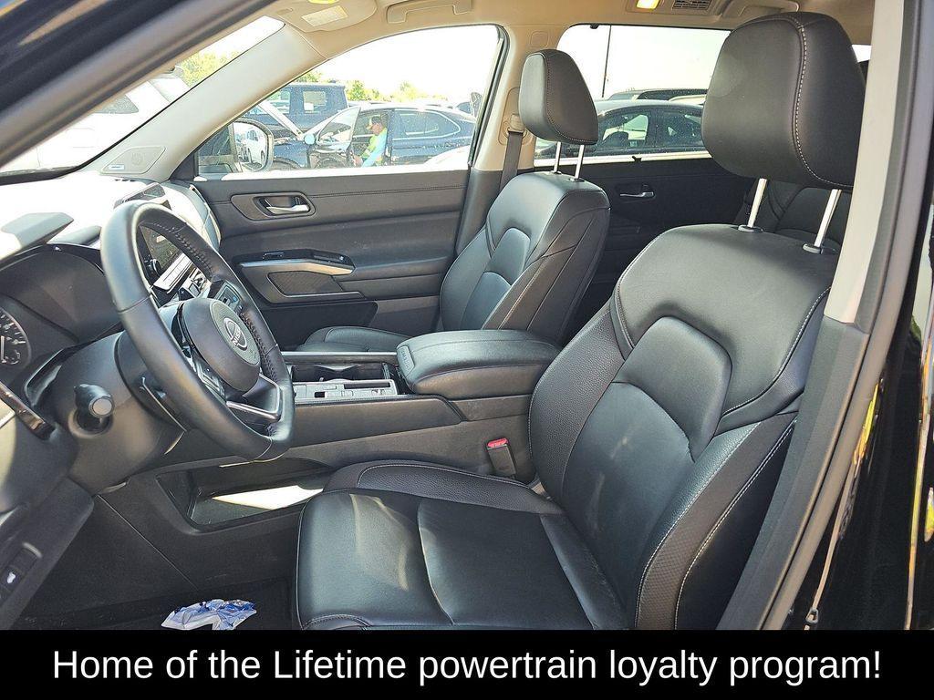 used 2025 Nissan Pathfinder car, priced at $37,985