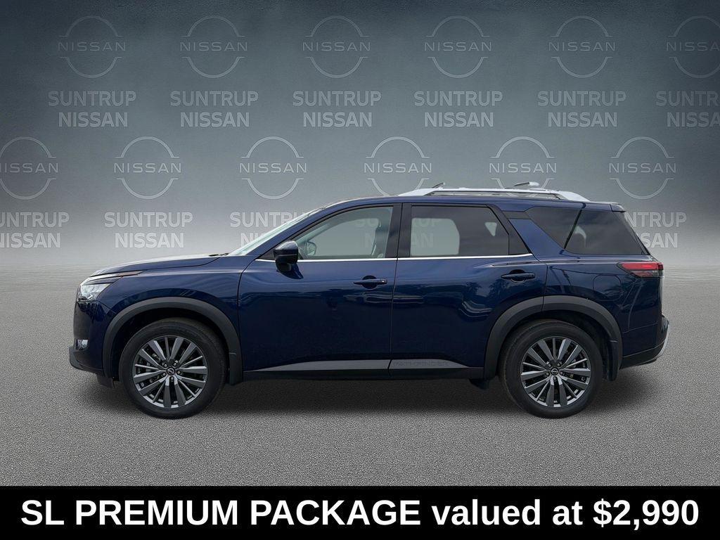 used 2025 Nissan Pathfinder car, priced at $36,755