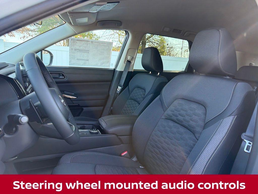new 2025 Nissan Pathfinder car, priced at $35,490