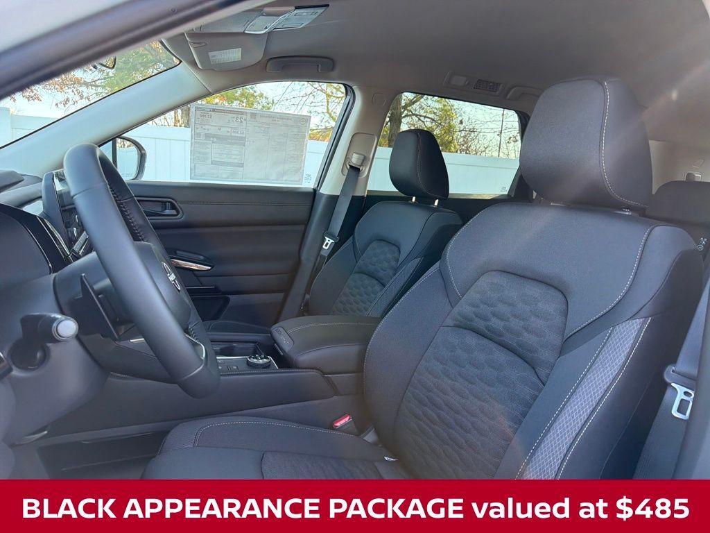 new 2025 Nissan Pathfinder car, priced at $36,890
