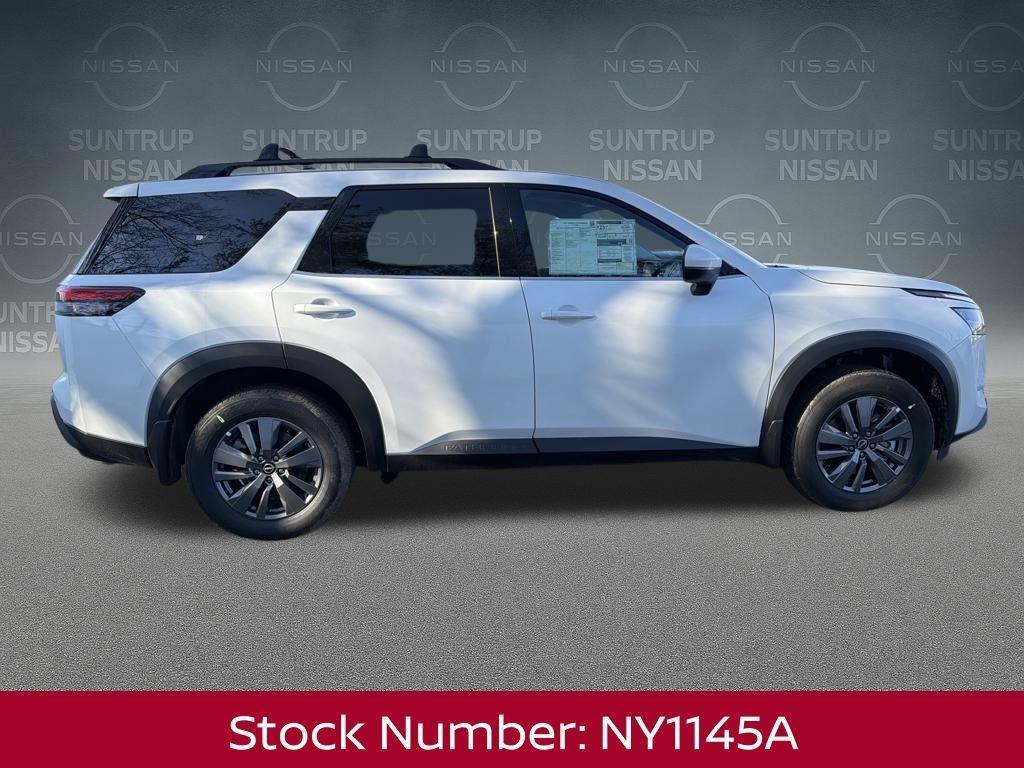 new 2025 Nissan Pathfinder car, priced at $35,990
