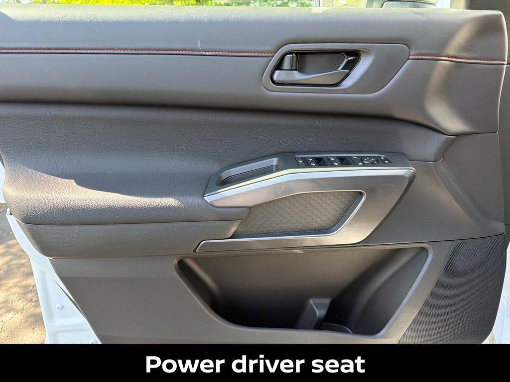 new 2026 Nissan Pathfinder car, priced at $41,662
