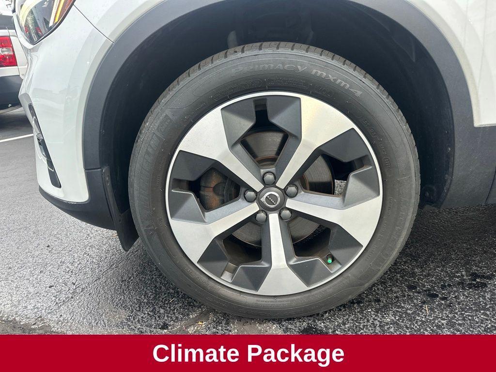 used 2023 Volvo XC40 car, priced at $27,555