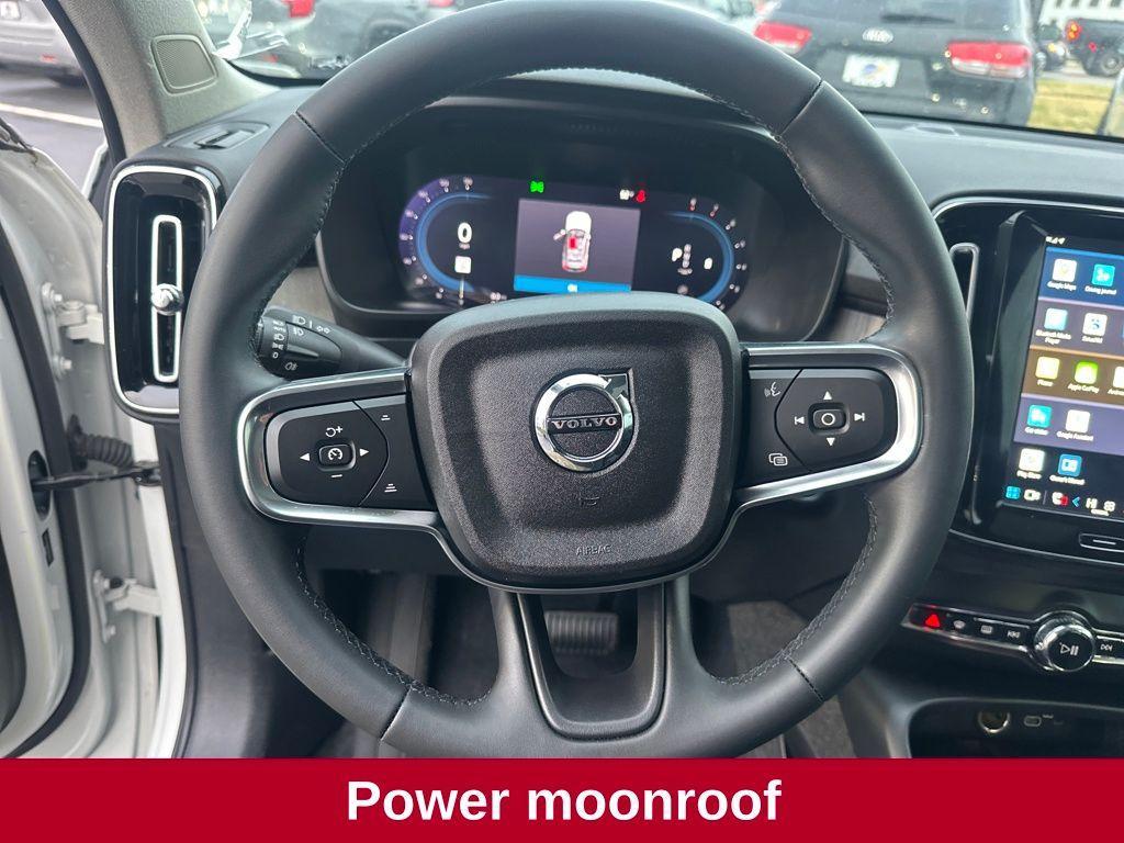 used 2023 Volvo XC40 car, priced at $27,555