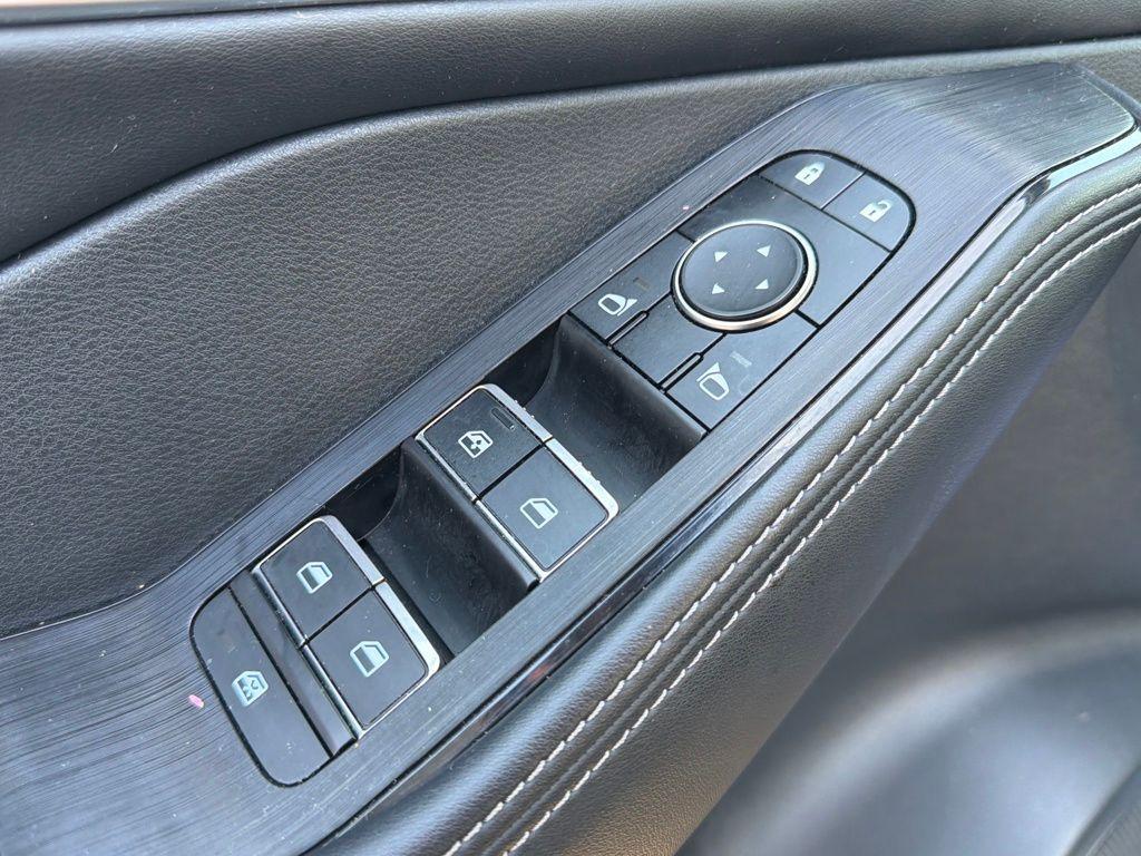 used 2023 Nissan Rogue car, priced at $25,045