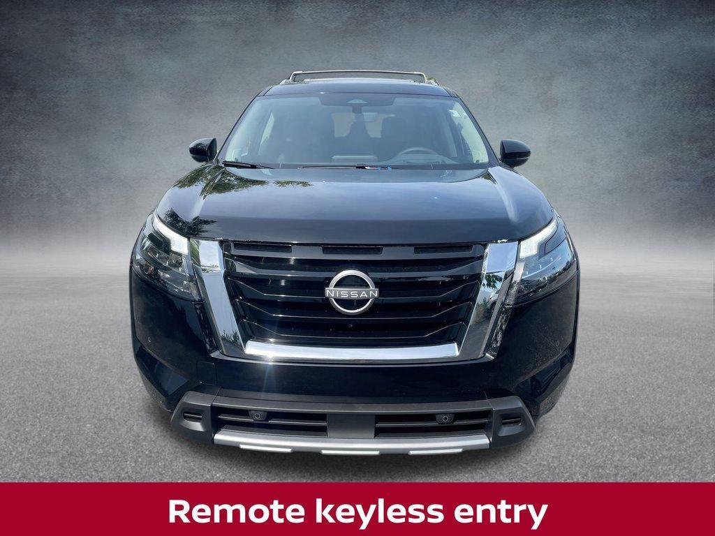 new 2025 Nissan Pathfinder car, priced at $41,754