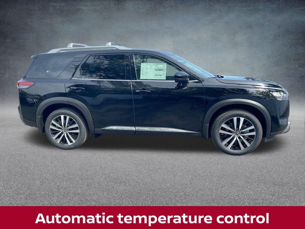 new 2025 Nissan Pathfinder car, priced at $41,754