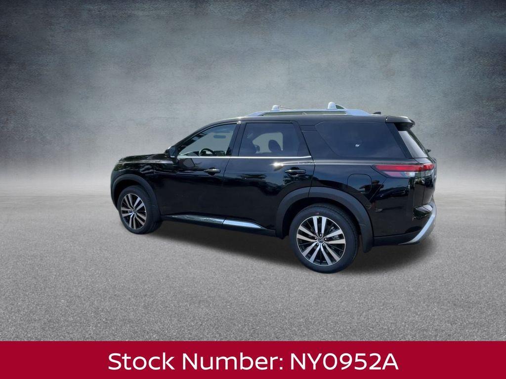 new 2025 Nissan Pathfinder car, priced at $41,754