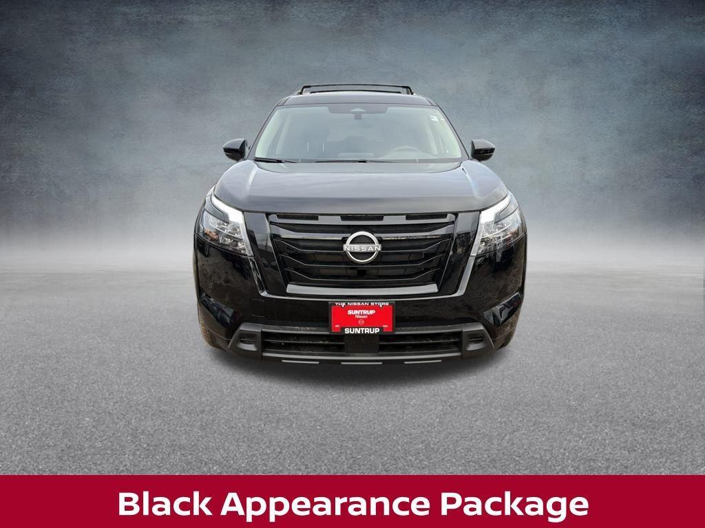 new 2025 Nissan Pathfinder car, priced at $35,084