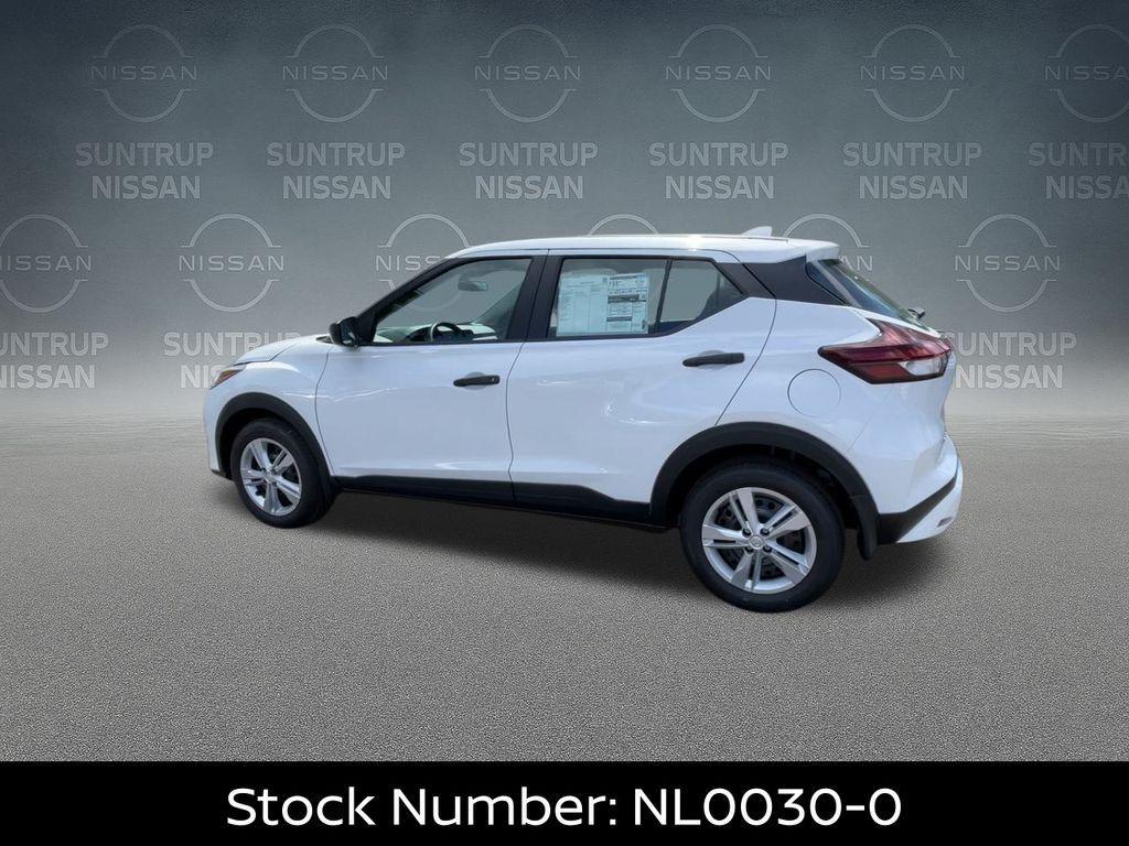 new 2025 Nissan Kicks Play car, priced at $22,221
