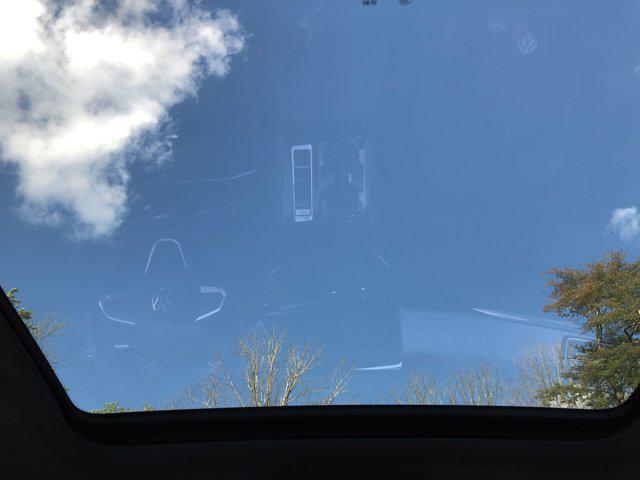 new 2026 Volkswagen Atlas Cross Sport car, priced at $47,019