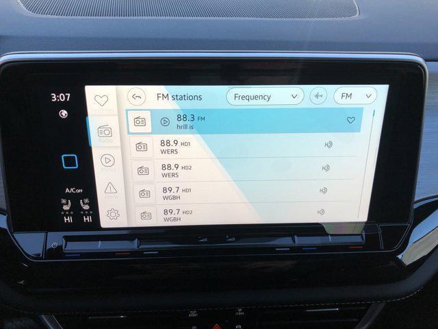 new 2026 Volkswagen Atlas Cross Sport car, priced at $47,715