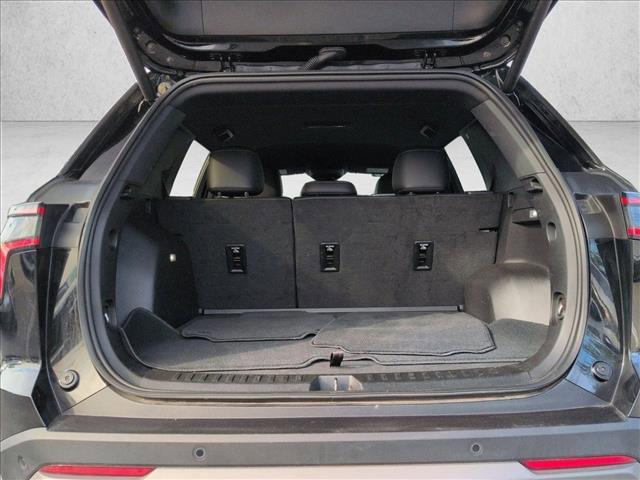 used 2026 Chevrolet Equinox car, priced at $29,321