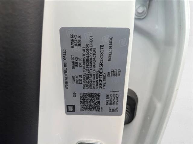 new 2024 Chevrolet Colorado car, priced at $42,104