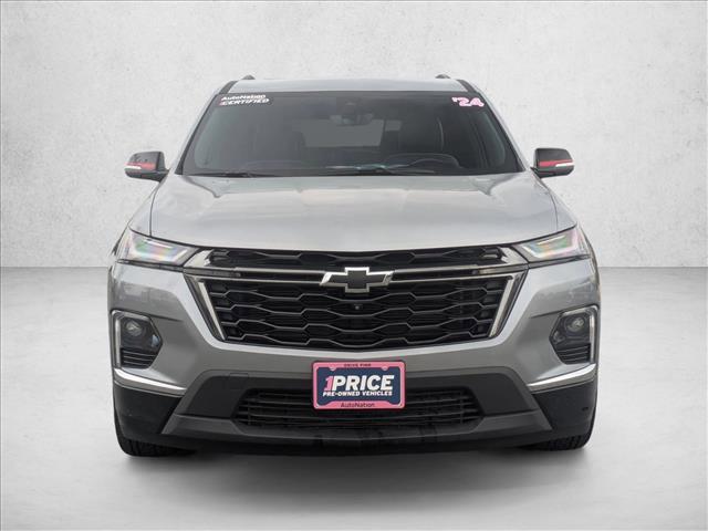 used 2024 Chevrolet Traverse car, priced at $39,922