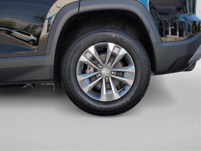 new 2026 Chevrolet Equinox car, priced at $31,193