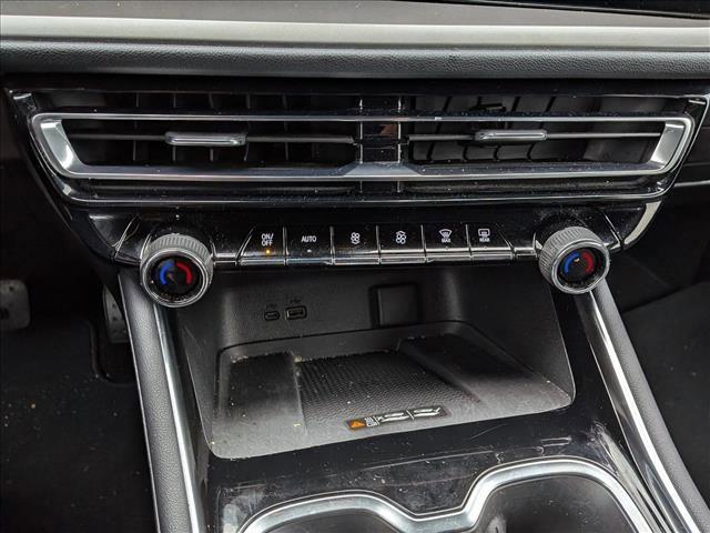 used 2025 Chevrolet Traverse car, priced at $35,980