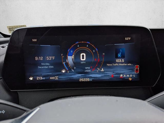 used 2025 Chevrolet Traverse car, priced at $35,980