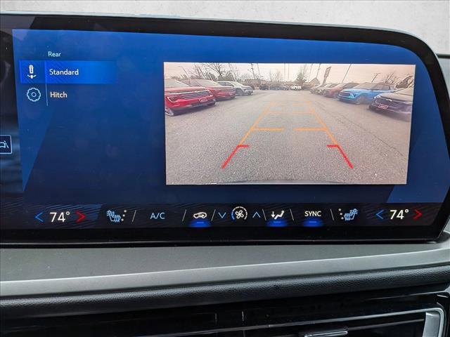 used 2025 Chevrolet Traverse car, priced at $35,980