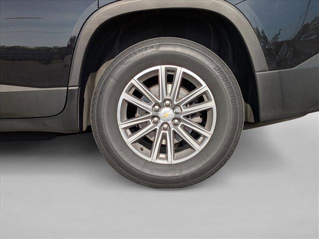 used 2022 Chevrolet Traverse car, priced at $23,788