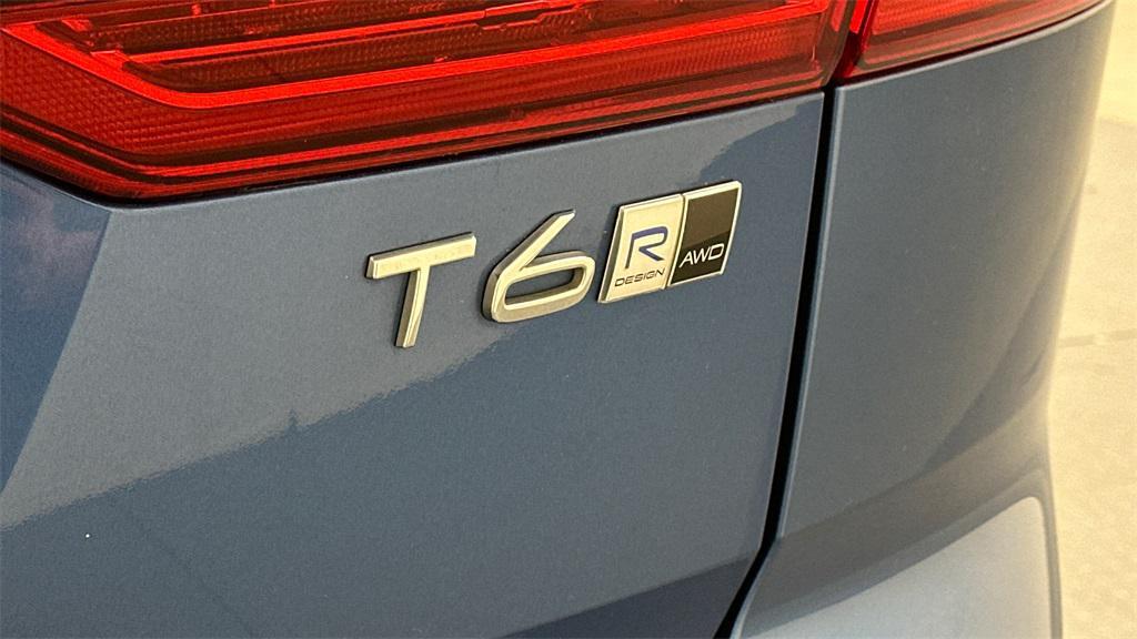 used 2018 Volvo XC60 car, priced at $19,994