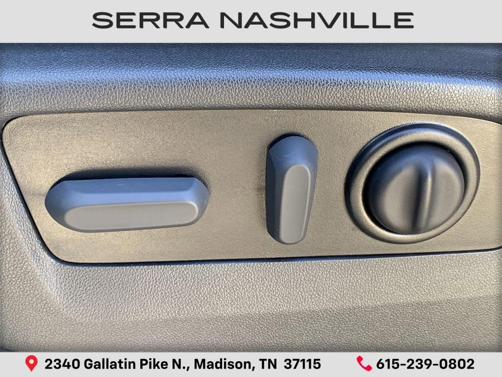 used 2022 GMC Sierra 1500 car, priced at $42,423