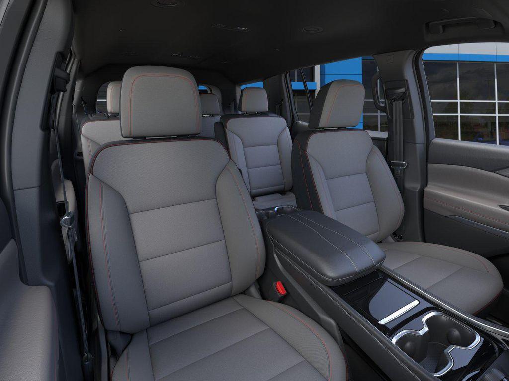 new 2026 Chevrolet Traverse car, priced at $44,115