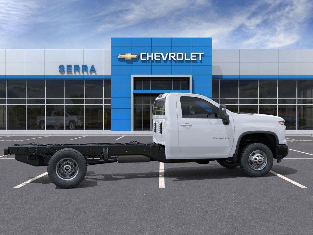new 2025 Chevrolet Silverado 3500 car