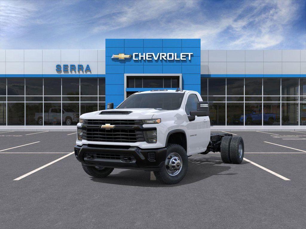 new 2025 Chevrolet Silverado 3500 car