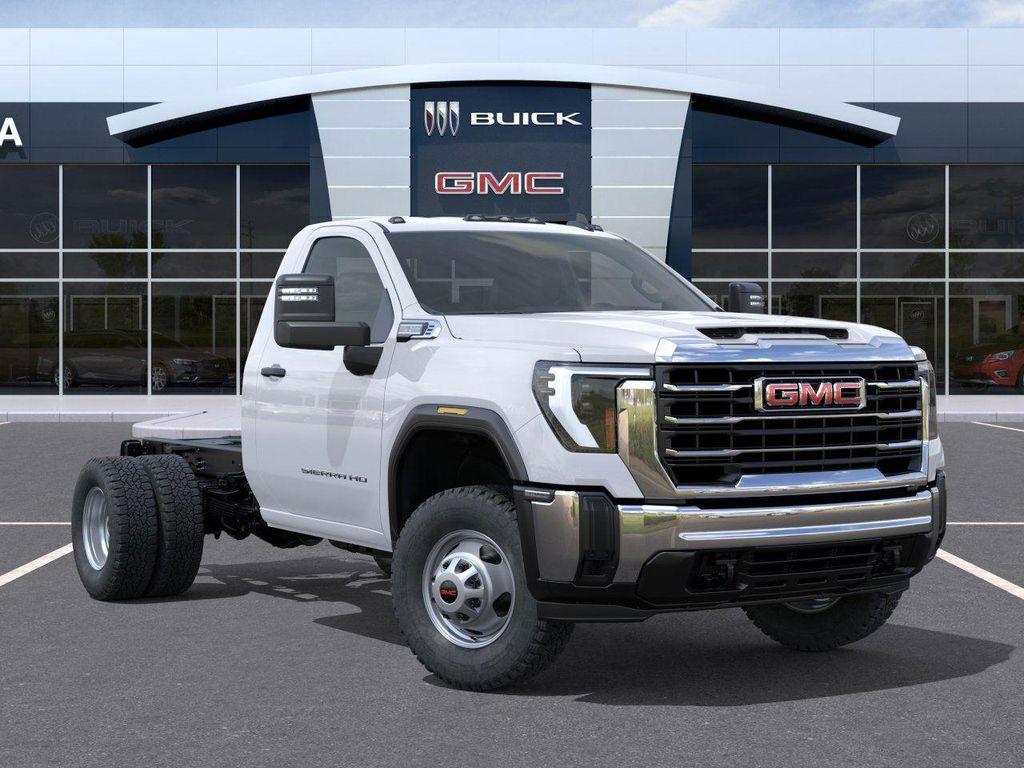 new 2025 GMC Sierra 3500 car, priced at $52,093