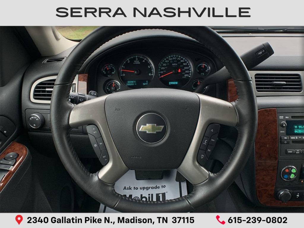 used 2014 Chevrolet Suburban car, priced at $7,000