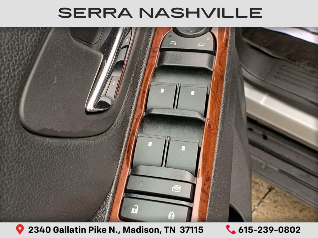 used 2014 Chevrolet Suburban car, priced at $7,000