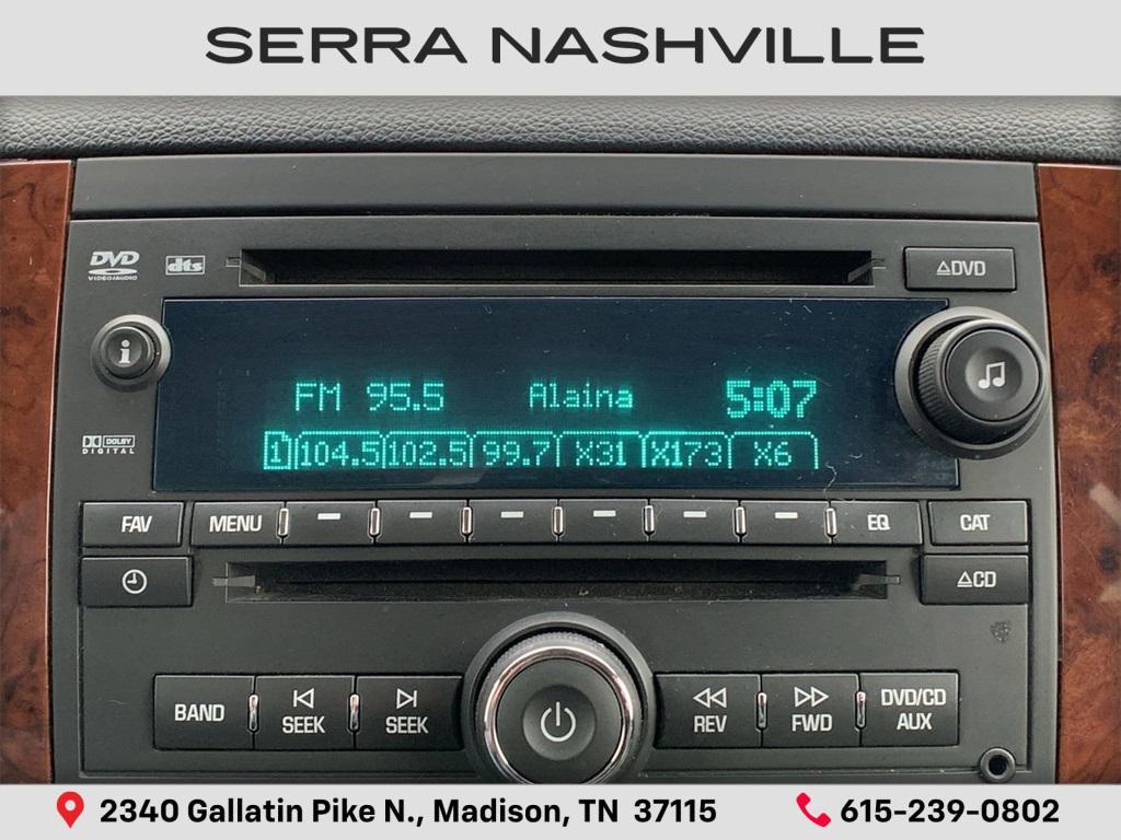 used 2014 Chevrolet Suburban car, priced at $7,000