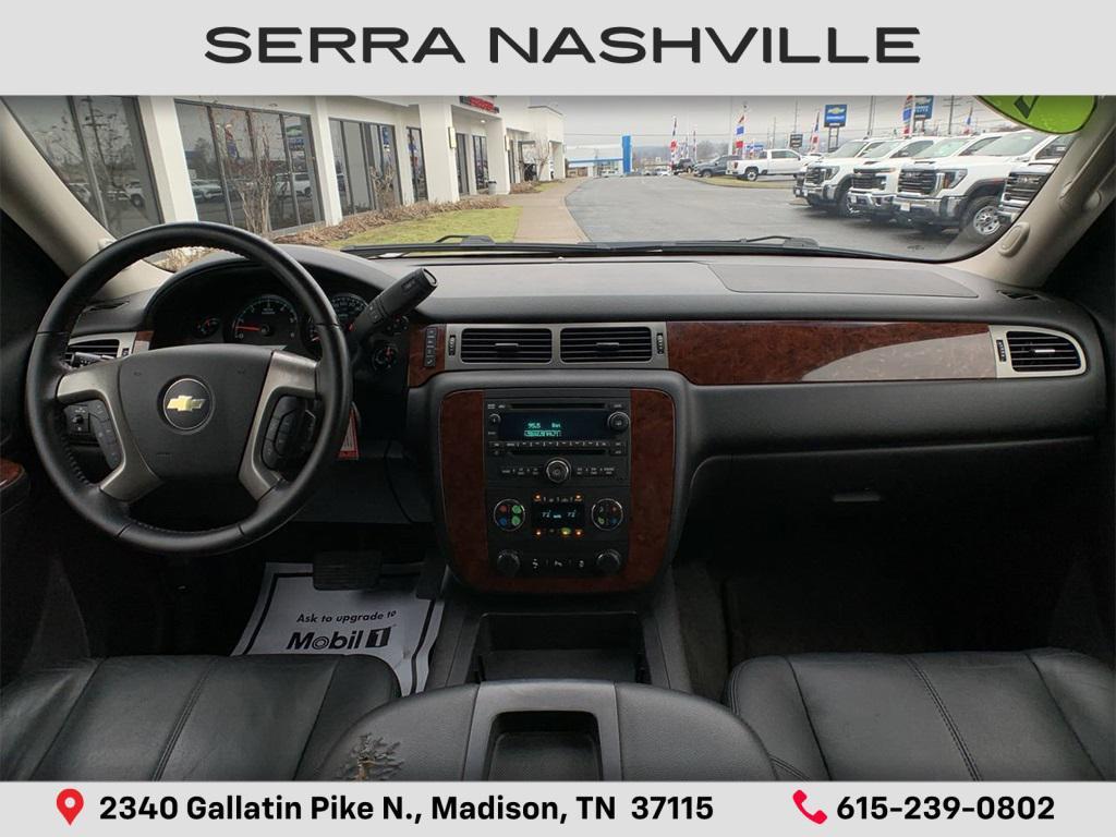 used 2014 Chevrolet Suburban car, priced at $7,000