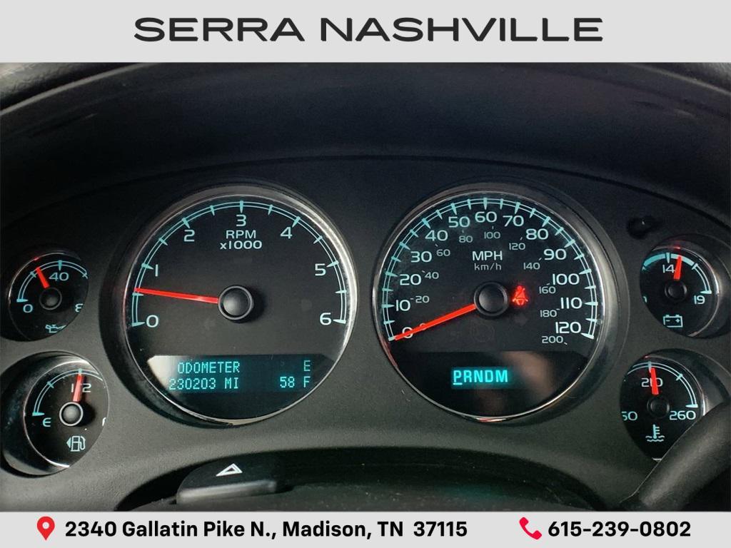 used 2014 Chevrolet Suburban car, priced at $7,000