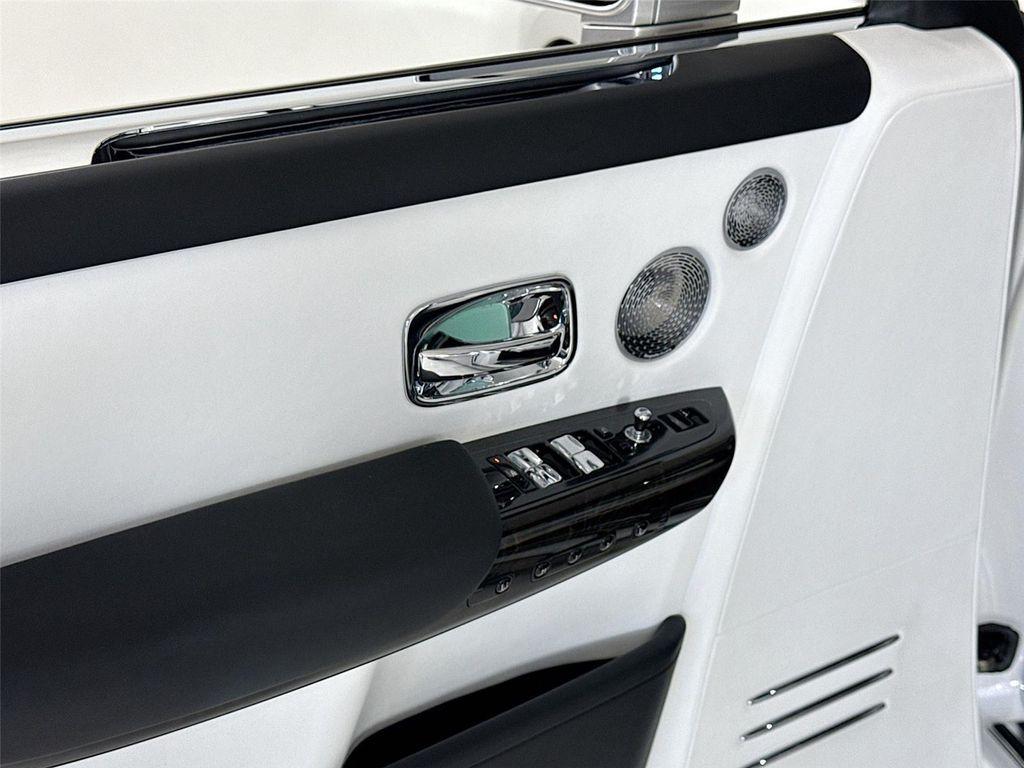 used 2023 Rolls-Royce Phantom car, priced at $475,999