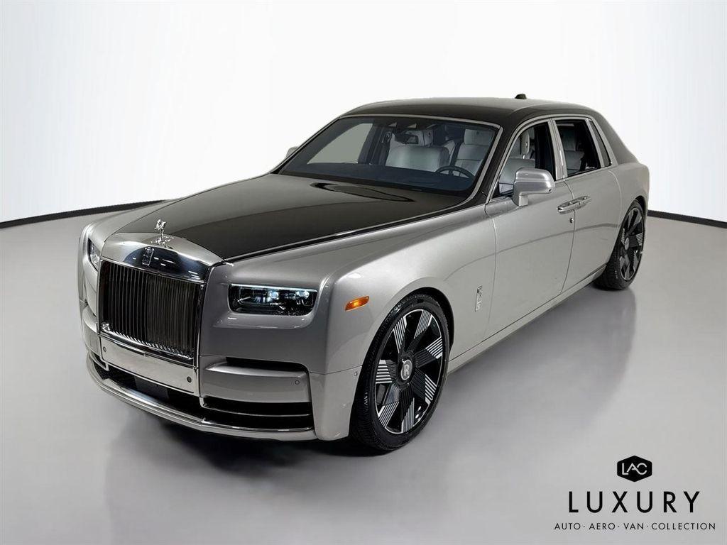 used 2023 Rolls-Royce Phantom car, priced at $475,999